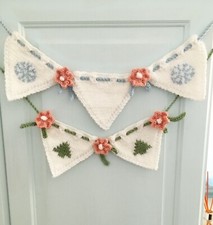 KNITTING PATTERN 322: Christmas bunting, tree & snowflake- with flowers, DK knit