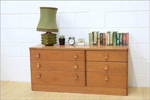 Stag chest drawers - chest, of