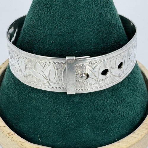 Vintage sterling silver bangle