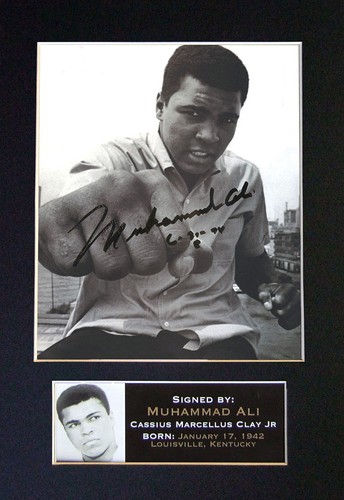 Muhammad ali signed mounted - ali,