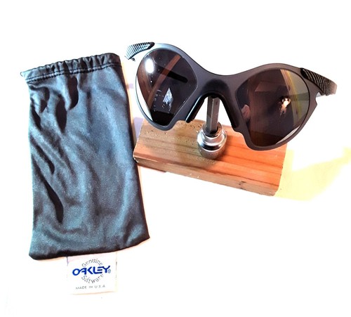 Oakley sub zero first - zero,