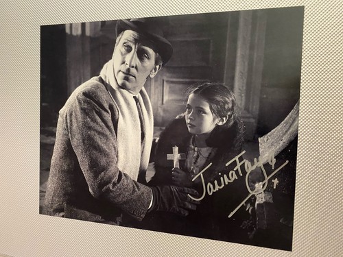 Janina faye signed autograph - faye,