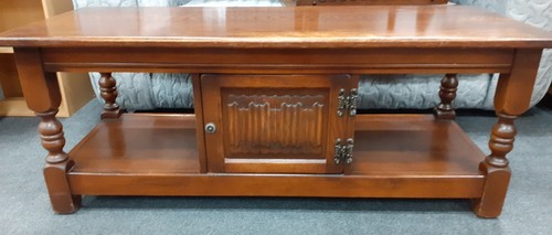 Old charm cabinet - -, cs
