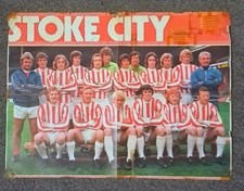 STOKE CITY FC - HAND SIGNED x18 POSTER 1971/72 Banks Dobing Smith Marsh Pejic