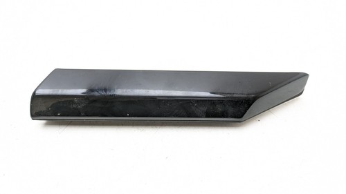 Bmw i20 door moulding - ix,