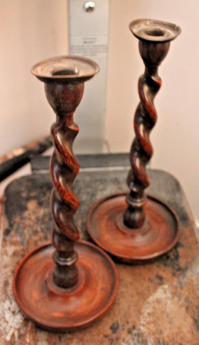 Pair dark wood - pair, barley