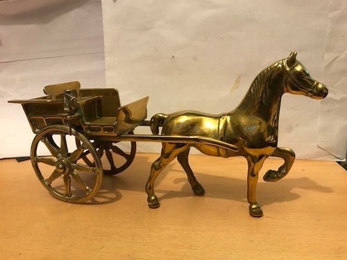 Vintage brass horse and trap - ,
