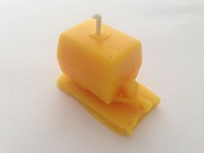 Saabo Caravan ref232  golden yellow car candle cake toppers in birthday