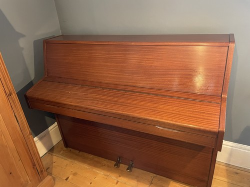 Barratt robinson london - barratt,