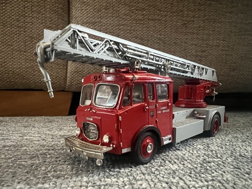Fire brigade models - 1/48,