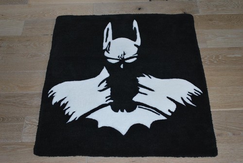 Hand made tufted black - hand,