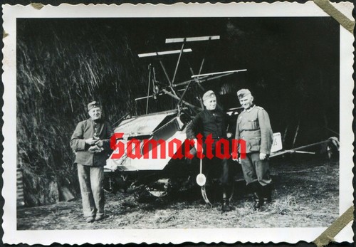 I11 ww2 original photo - photo, of
