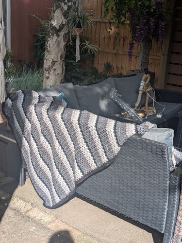 Large x100 crochet blanket - 56"x100",