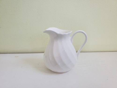 Wedgwood candlight milk jug - wedgwood,
