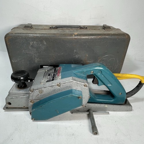Makita 1100 82mm - , 1/4")