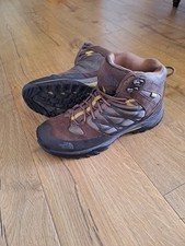 NORTH FACE waterproof Vibram Soled Hiking Walking Boots Mens UK 9