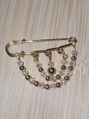 Beaded safety pin style - pin,