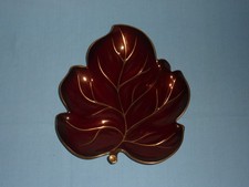 ROUGE ROYALE LEAF PLATE BY