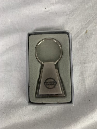 Nissan car logo keyring metal - logo,