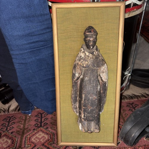 Antique 18th carved wooden - c,