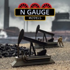 PAINTED- N Scale Gauge 1:148 Oil Pump Jack Nodding Donkey (Background 1:160)