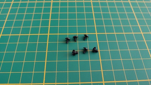 Screw 3x4x5 5mm no 48 - op, 2.3x4x5.5mm