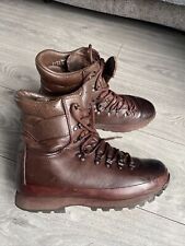 Altberg defender boots size 8M