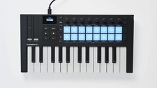 Novation Launchkey Mini MK4 Controller Keyboard
