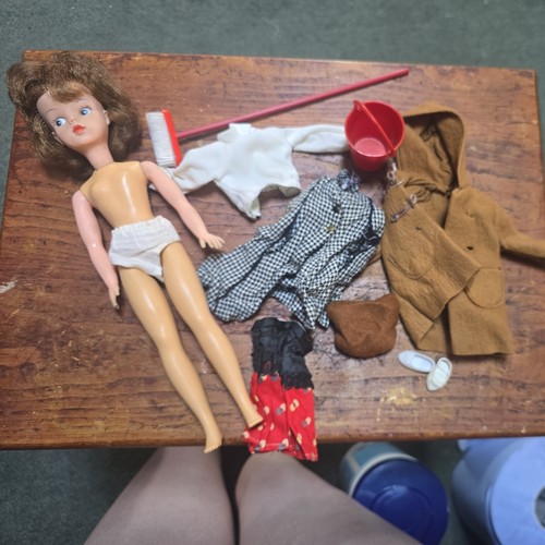 Vintage pedigree sindy made - pedigree, in