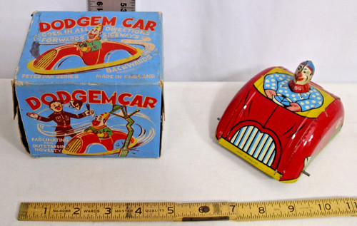 Dodgem car circus clown - dodgem,
