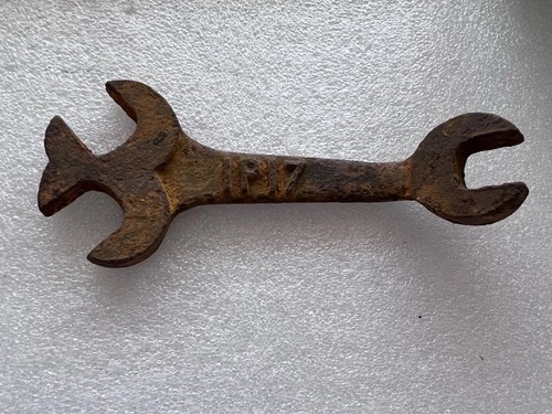 Vintage ip17 tractor spanner - ip17, spanner.