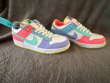 Size 7 - Nike Dunk SE Low