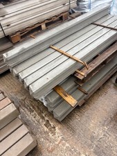 concrete fencing post and kick