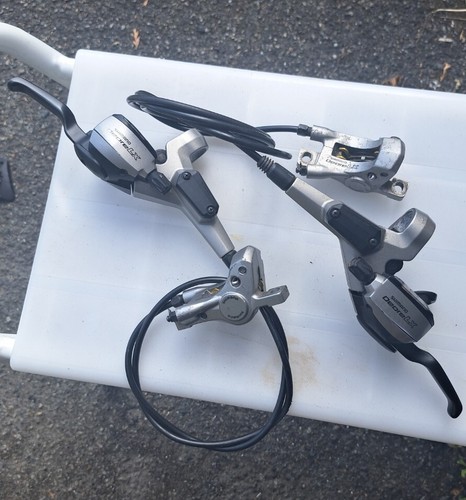 Shimano deore m585 - deore, st-m585