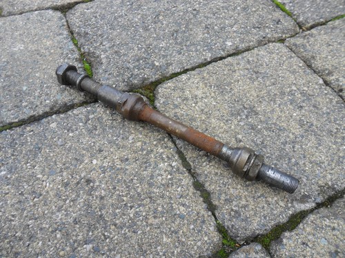 Malaguti rear spindle axle - rear,