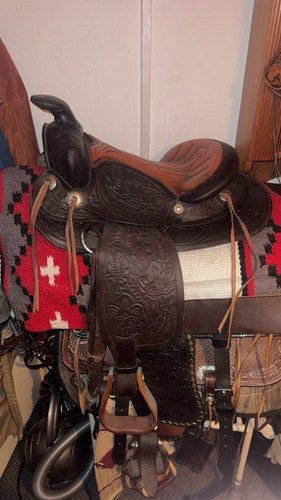 Western saddle - western,