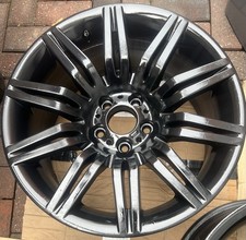 🚖 Pair of Genuine BMW 19"