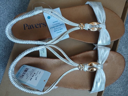 Pavers sandals size - , 6