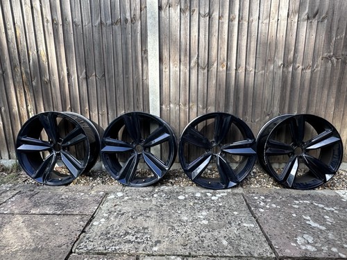 Audi rs4 genuine alloys - rs4,