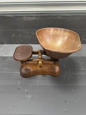 Avery Vintage Scales Grocer