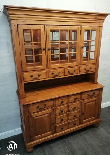 Stunning large oak dresser