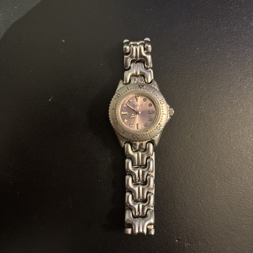 Oasis watch b148 - in, good