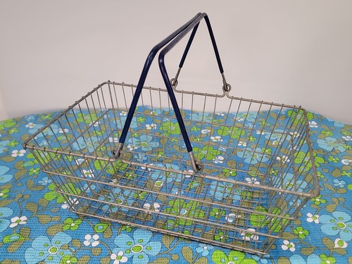 Vintage metal wire shopping - vintage,