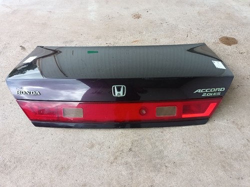 Honda accord es - 2.0i, bootlid