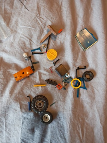 Britain farm toy - farm, yard