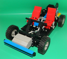 Vintage 1980 LEGO Technic Car