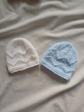 2  New baby boy/girl hand knitted hats 1 White & 1 Blue Size premature/dolls