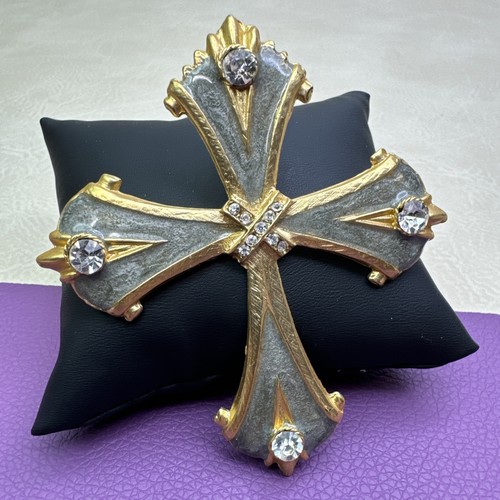 Maltese cross brooch pendant - cross,