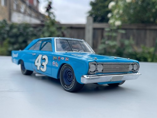 Franklin danbury mint 24 - mint, 1:24