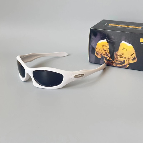 Oakley monster dog 00s - dog,